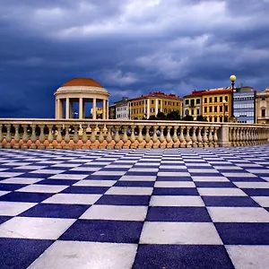 https://casa-l-aurora-viola.it-tuscanyhotel.com